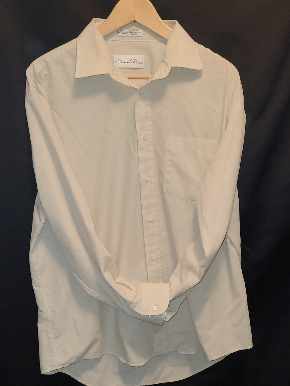 Authentic cream-colored Oscar de la Renta dress shirt made in Canada